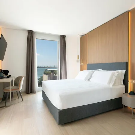 Melia Отель 4*