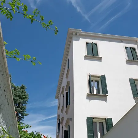 Melia Отель 4*